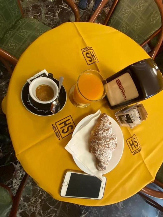 Hotel Select Sant'Ilario d'Enza Bagian luar foto